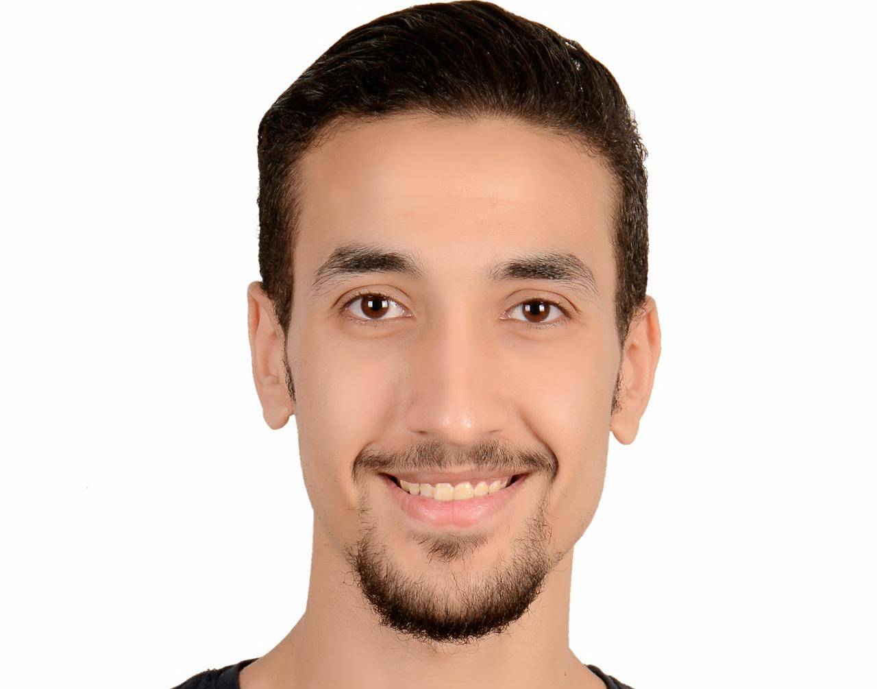 «معتز وزة المكتشف» منشئ محتوي رقمي يتألق بكتاباته و فيديوهاته المؤثرة