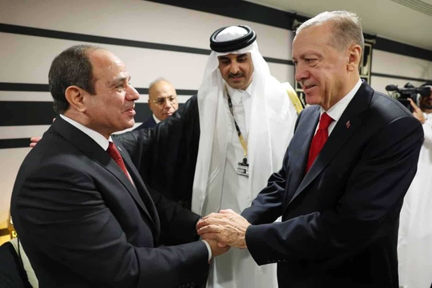 الملف الرئاسي لم يوضع على الطاولة الدوليّة بعد
السيسي لأردوغان : مفتاح تطوّر علاقاتنا الانسحاب من شمال سوريا والعراق