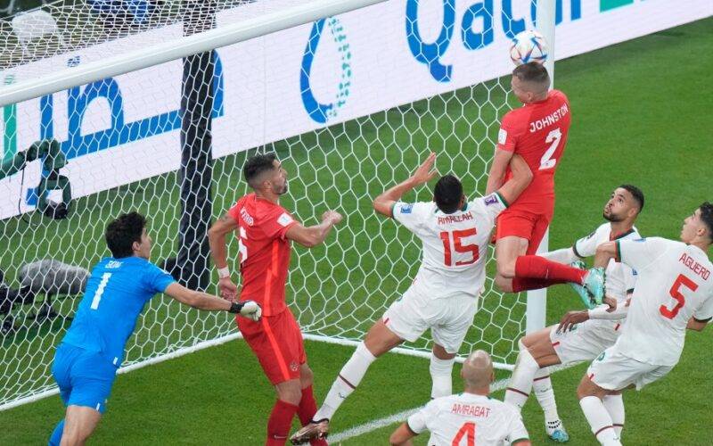مونديال العرب : إنجاز كبير للمغرب بتصدره المجموعة السادسة وتأهل كرواتيا واسبانيا واليابان وخروج مدو لألمانيا وبلجيكا
اليوم : غانا - الأوروغواي والبرتغال - كوريا الجنوبية (الساعة 17.00) والبرازيل - الكاميرون وصربيا - سويسرا (الساعة 21.00)