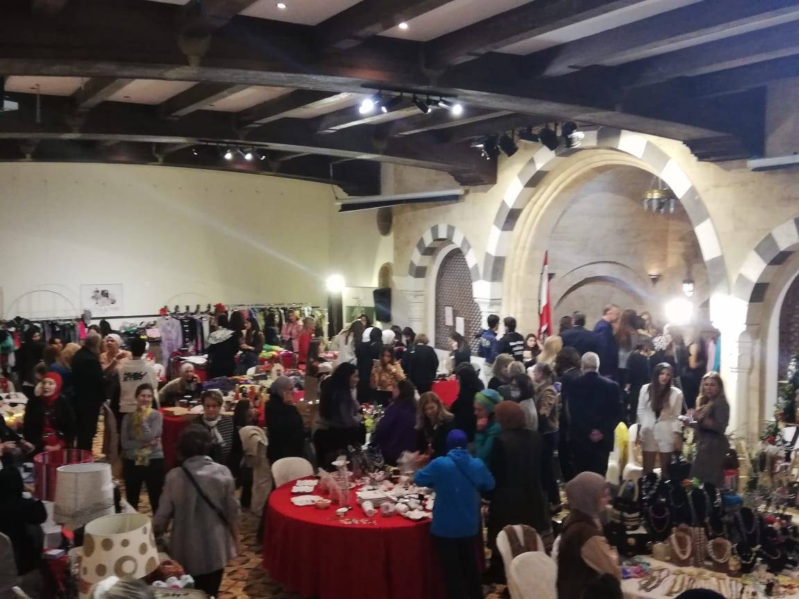 بهجة عيد الميلاد تتحدّى كلّ الأزمات في طرابلس