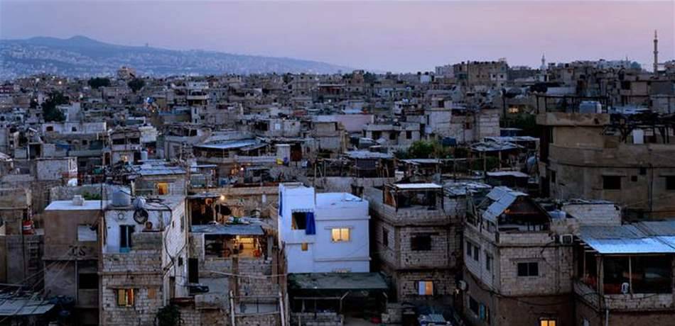 "لا مستقبل لنا".. فقراء لبنان الجدد يواجهون كسادا طويل الأمد