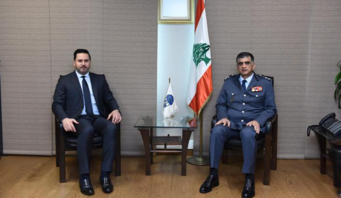 عثمان بحث والقائم بالاعمال
الكويتي التعاون الامني