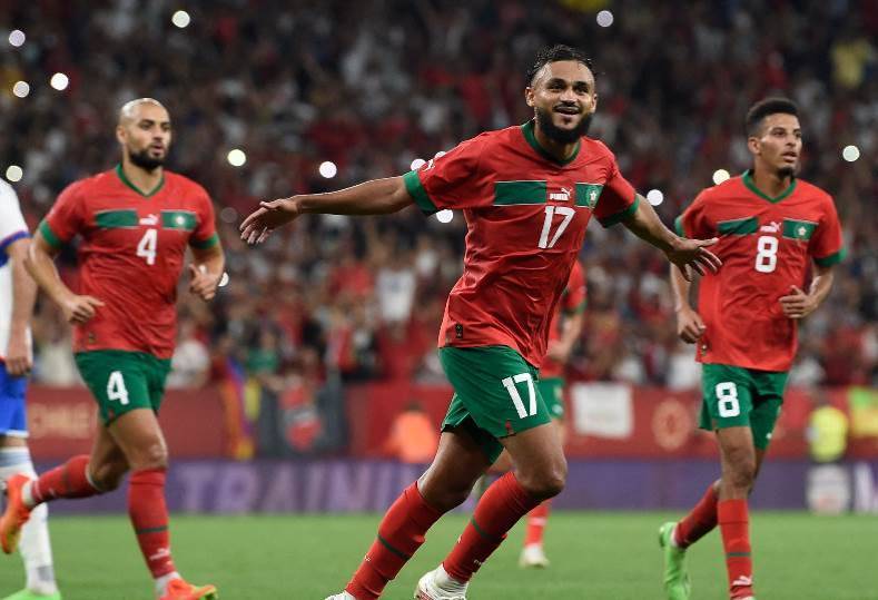 بانون يعلق على الضربة الضائعة.. وماذا قال الركراكي للاعبين؟