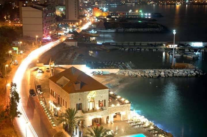 دولار السوق الموازية يطرق باب الـ 42.000