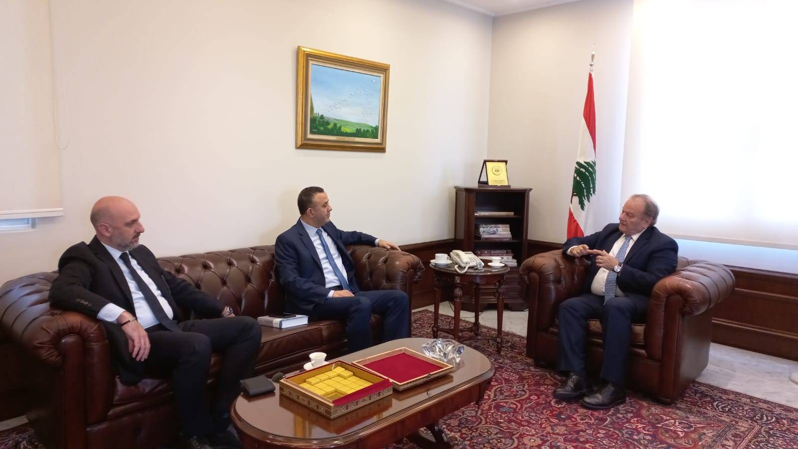 نشاط نقيب المحامين