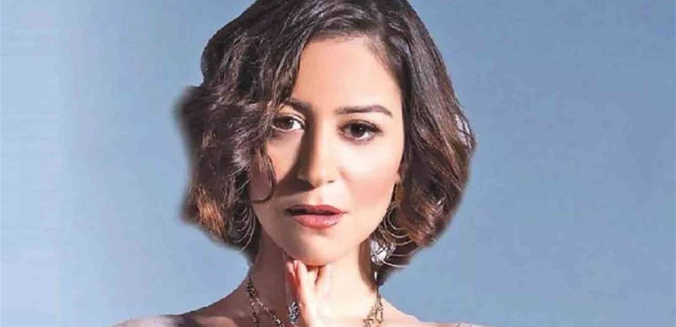 3 أزمات تُلاحق منة شلبي في 24 ساعة فقط!