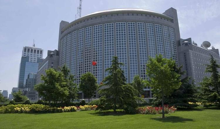الصين: إجراءات فعالة إذا باعت واشنطن معدات عسكرية لتايوان