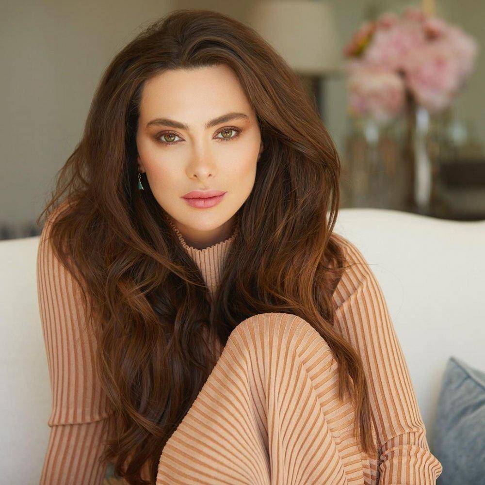 توقيف الممثلة اللبنانية ستيفاني صليبا