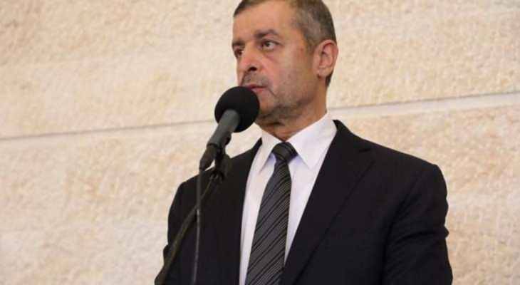 قبيسي: لا زال البعض يمارس
سياسة التعطيل بالرغم من الانهيار