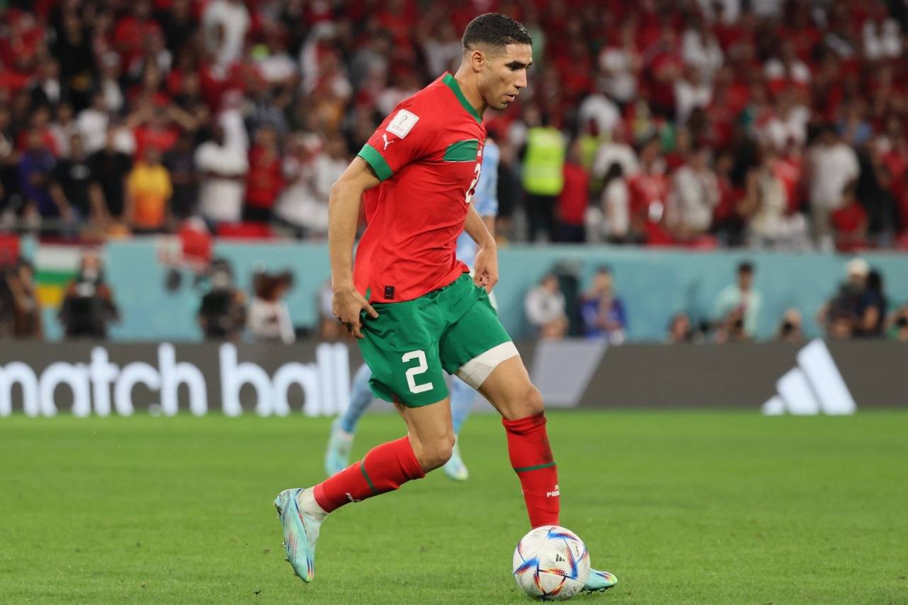 أشرف حكيمي "مفخرة" المغرب أمام تحد جديد مع "أسود الأطلس" بمواجهة "برتغال" رونالدو