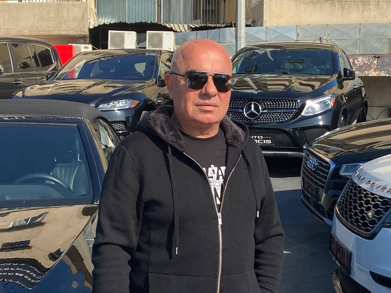 قطاع معارض السيارات المستوردة الاكثر تأثرا برفع الدولار الجمركي
فرنسيس :اعتصام تنفيذي والدخول الى دوائر
الدولة اذا لم تبت الحكومة في تعديل الشطور