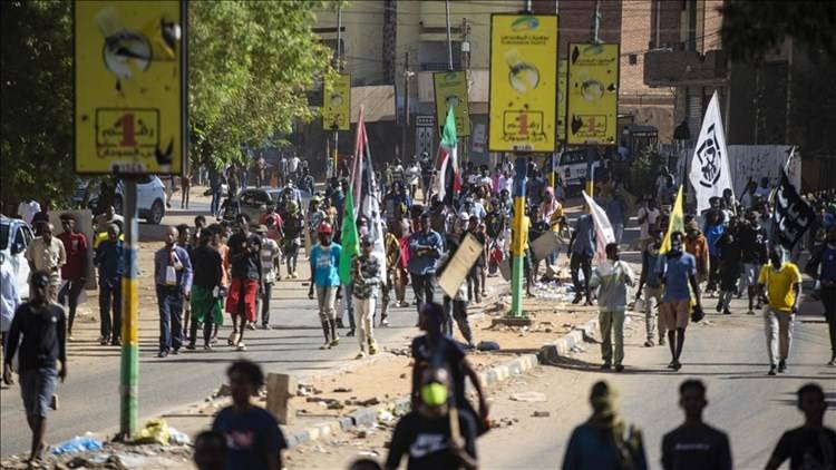 وفاة متظاهر سوداني متأثراً بإصابته