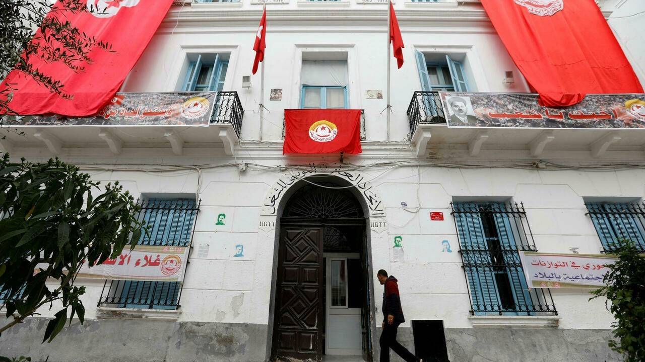 الاتحاد التونسي للشغل يُطالب الحكومة بالوضوح حفاظاً على الدولة