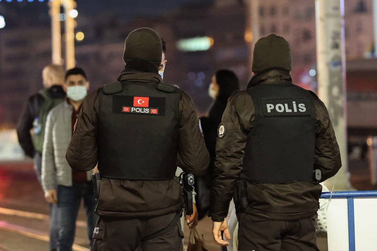 هذا ما اسفر عن انفجار سيارة مفخخة جنوب شرقي تركيا