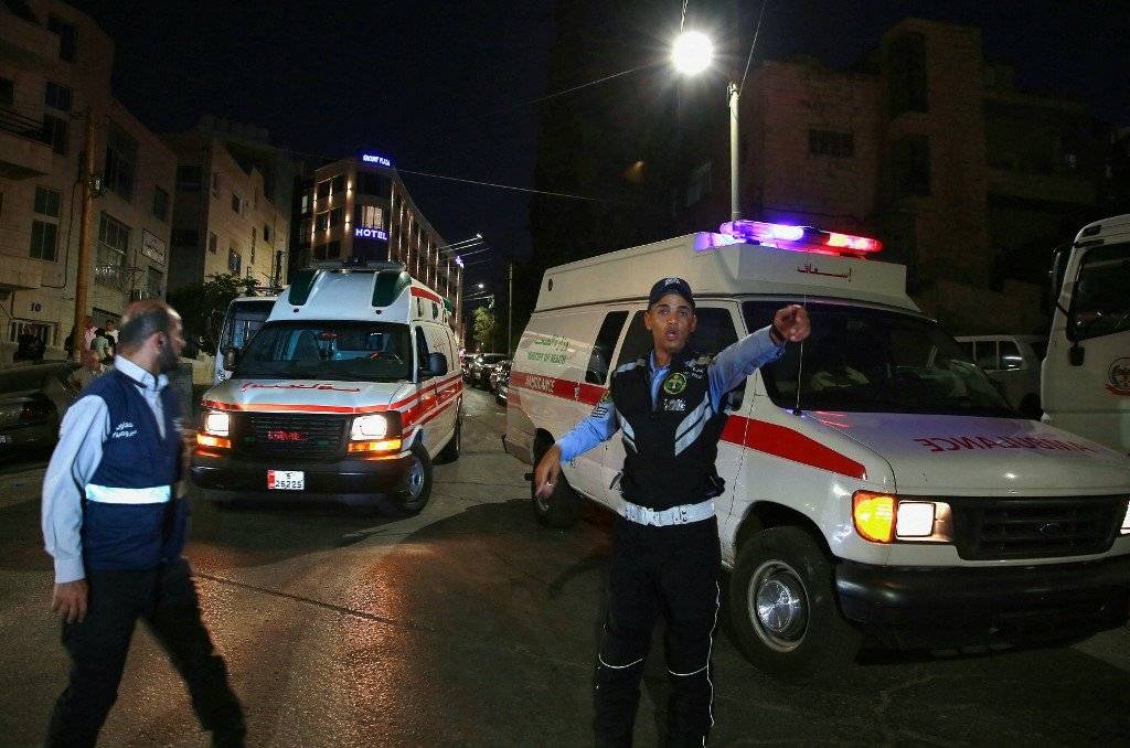 إصابة 49 شرطيا خلال احتجاجات الأردن
