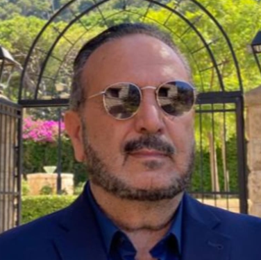عماد الحاج:علينا أن نخرج من الإصطفافات والتموضوعات المدمرة!