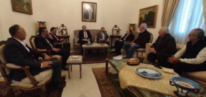 الاتصالات لإنشاء التكتّل النيابي في خواتيمها
جولة لكرامي على الأقطاب... وإعلان «الجبهة» بعد رأس السنة