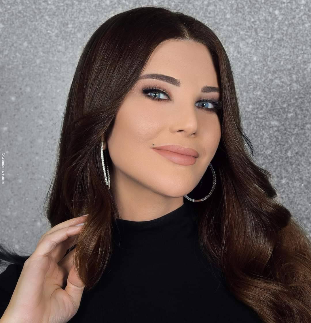 منى أبو حمزة في هذا البرنامج قريباً!
