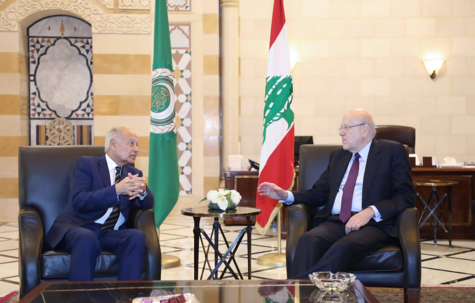 أبو الغيط زار بري وميقاتي: لبنان سوف يخرج من أزمته
والمفتاح يجب أن يكون بدايةً انتخاب رئيس للجمهوريّة