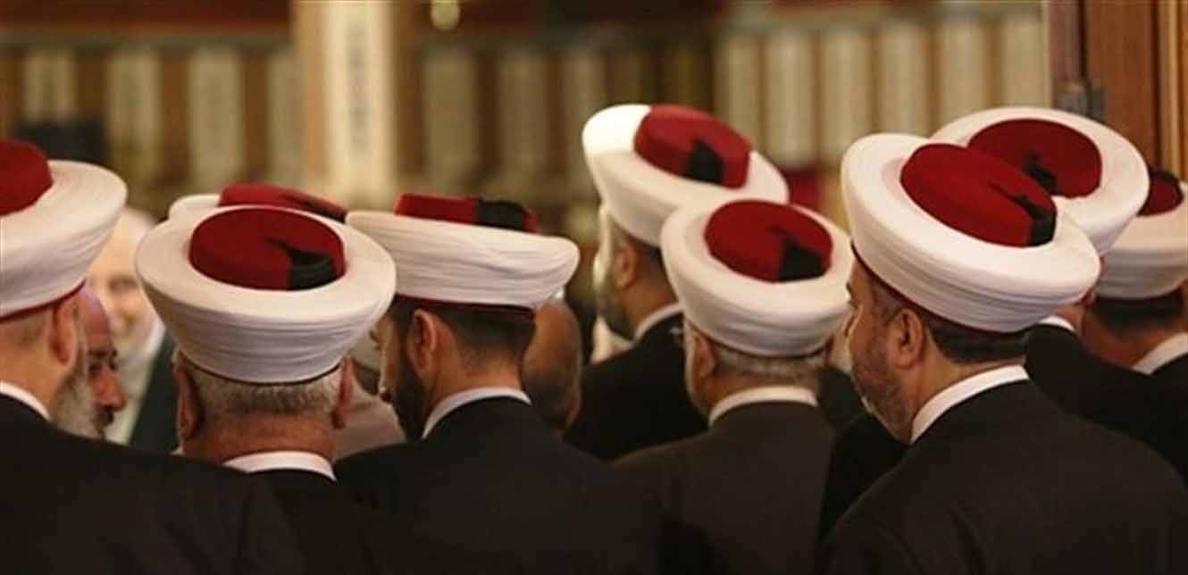 الحريريّة خارج «إفتاء المناطق».. و «ضربة معلّم» لكرامي في طرابلس!
دريان يتحصّن بـ «شرعيّة دينيّة وشعبيّة» بعد انتخابات مفتي المناطق