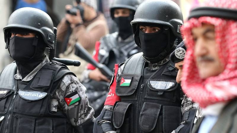 الأردن.. اعتقال مؤثرَيْن في الإضرابات