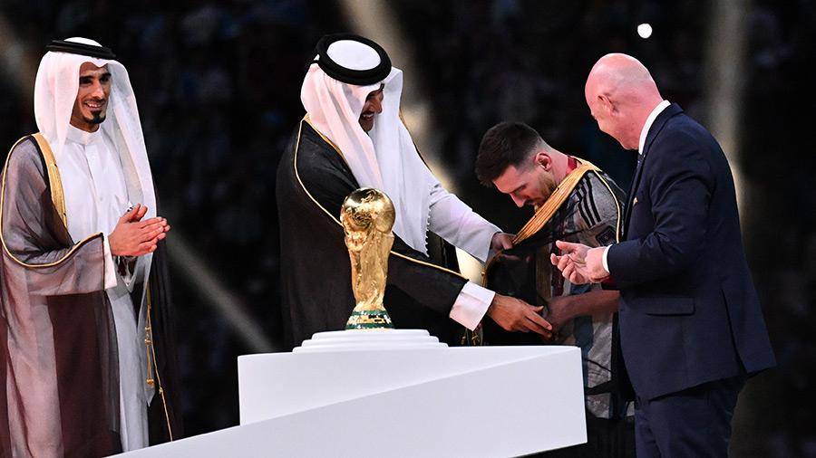 أمير قطر: أوفينا بوعدنا