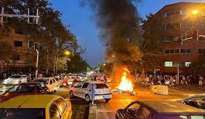 الحرس الثوري يعلن اعتقال شبكة تجسس لصالح بريطانيا تعمل على توسيع أعمال الشغب في إيران