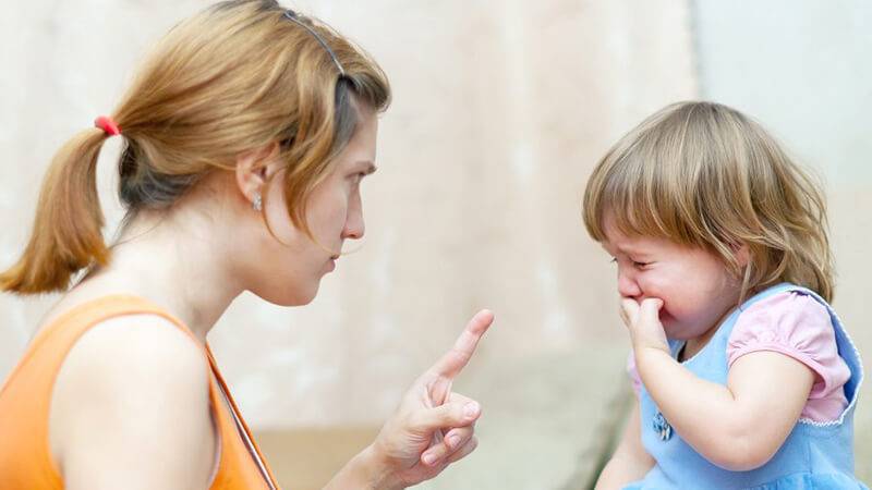 أيّها الأهل : ليستقيم البناء ... أوقفوا المدمّرات