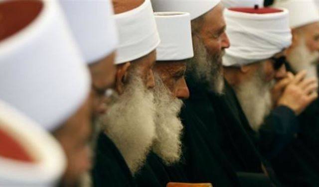 مُبادرات الغريب وأبو دياب أنهت انقسامات الهيئة الروحيّة الدرزيّة
إرتياح شامل... وتحذيرات من بعض الممارسات الانقلابيّة على الثوابت
