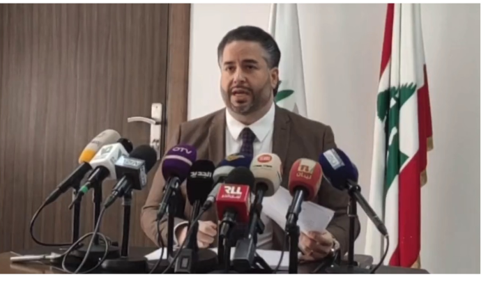 اعلن ان الشركات دفعت 500 مليون دولار فقط وليس نقدا
سلام: نرفض تحدي الدولة وابتزاز المواطنين في ملف
التأمين المتعلق بانفجار المرفا وبحقوق الناس وصحتهم واملاكهم