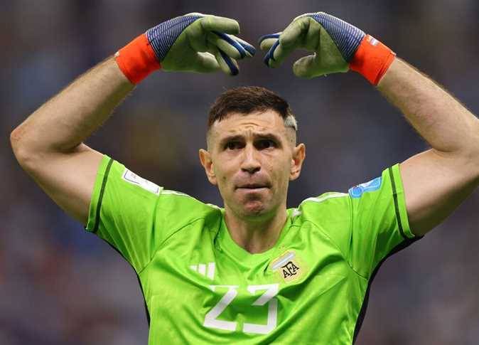 بعد مبابي... حارس الأرجنتين يستهزىء بلاعب جديد في منتخب فرنسا