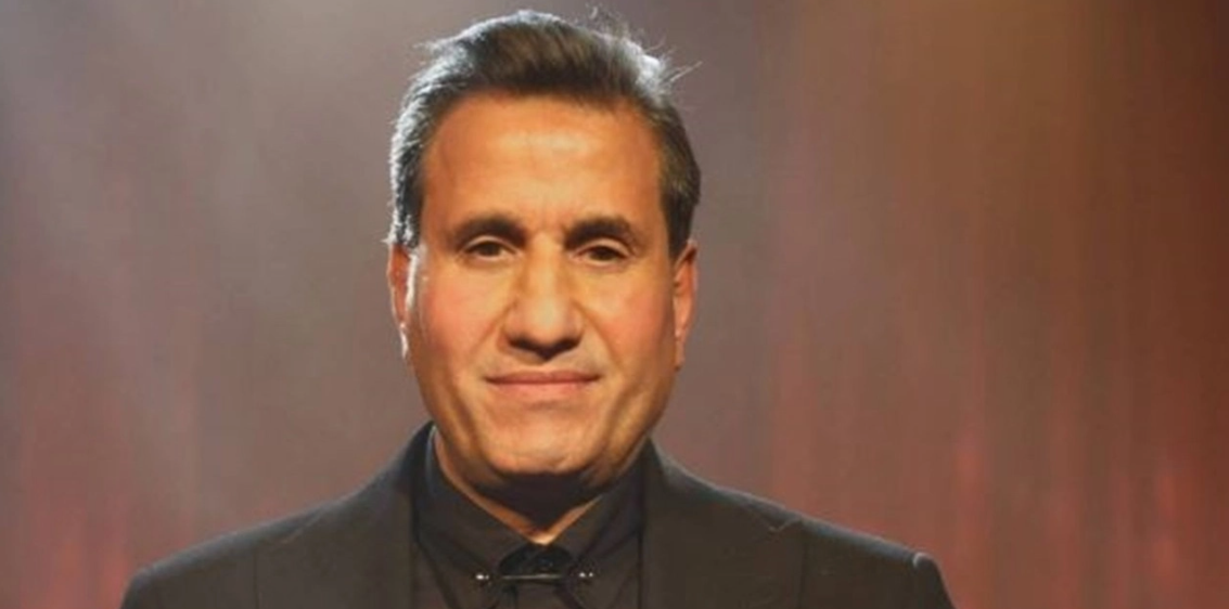 ابن أحمد شيبة ينجو من الموت... سقطت شرفة على سيارته!