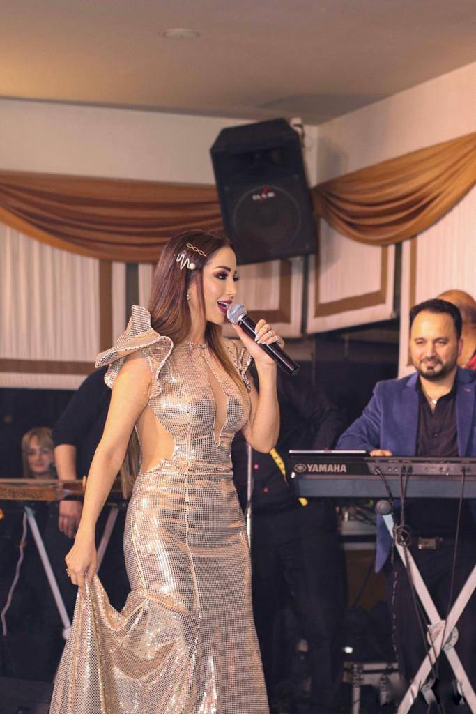ميريام عطاالله تضيء ليلة الميلاد في سوريا
