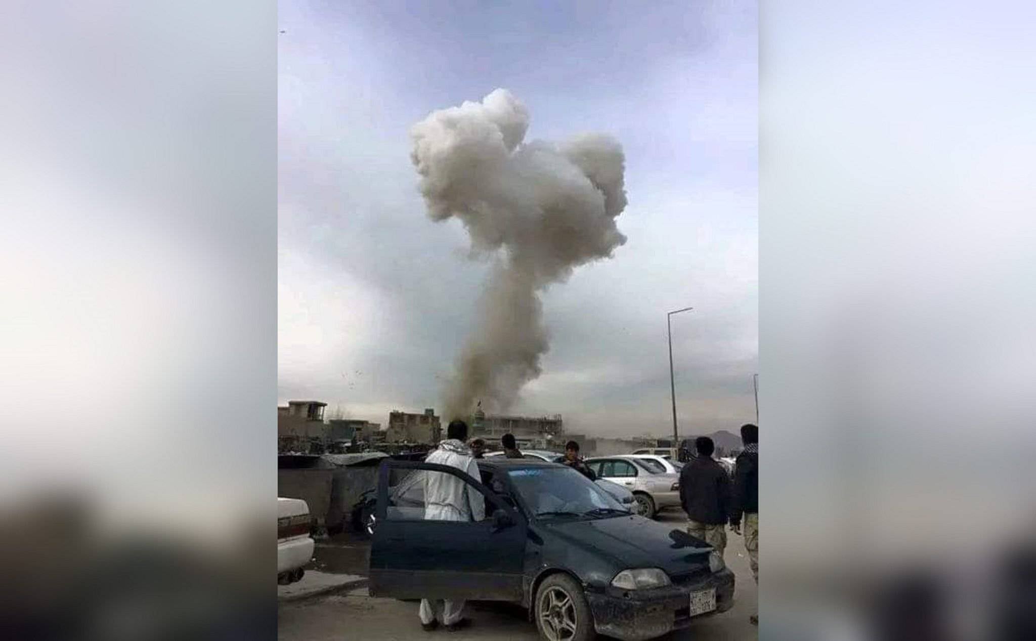 "داعش" يعلن مسؤوليته عن التفجير قرب مطار كابل العسكري