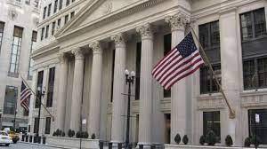 ارتفاع الدولار قبل صدور محضر اجتماع الفيدرالي.. واليورو يتراجع