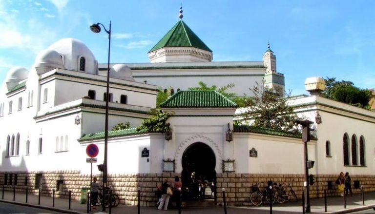 بسبب تصريحات معادية للإسلام
مسجد باريس الكبير يقاضي كاتبا فرنسيا