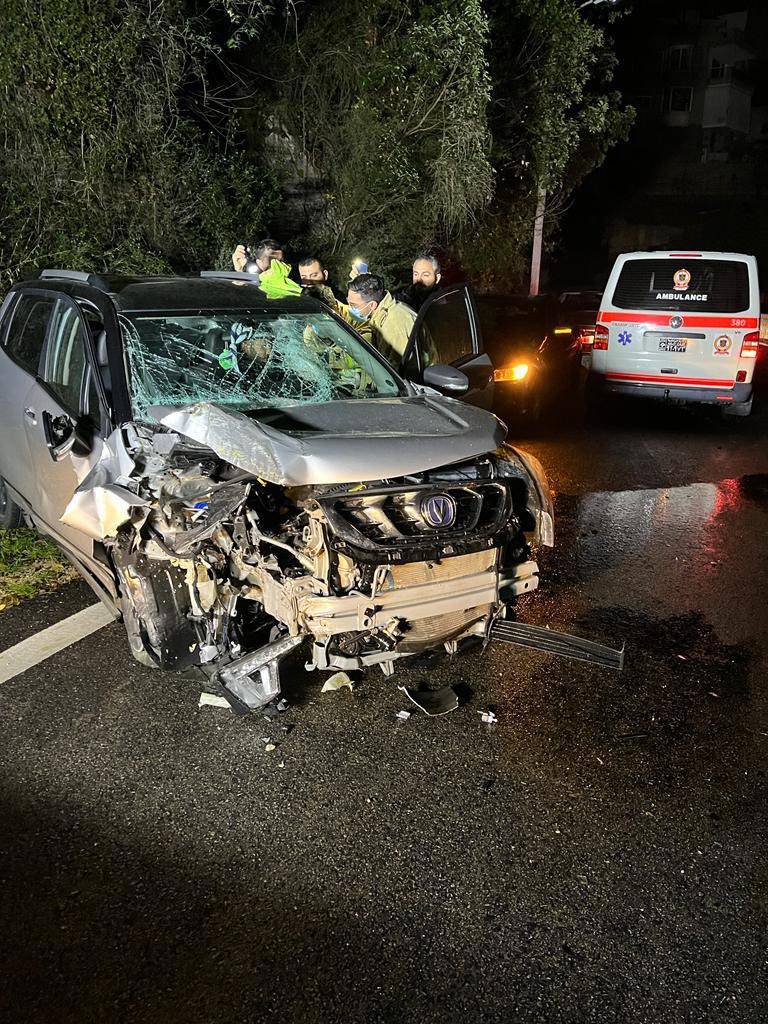 ثلاثة جرحى بحادثي سير في بلونة ومعراب