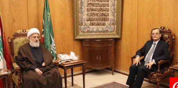 الخطيب للسياسيين: لنبذ الخلافات
وتحمّل المسؤوليّة في انتخاب رئيس