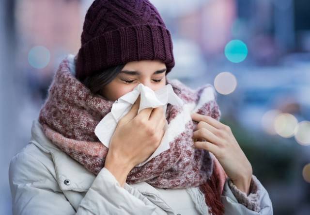 هل يُمكن أن تؤدّي درجات الحرارة المنخفضة الى تجميد الرئتين ؟