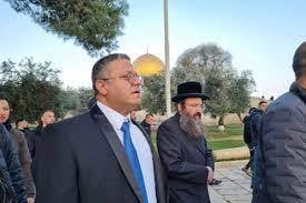 انتقادات داخل 