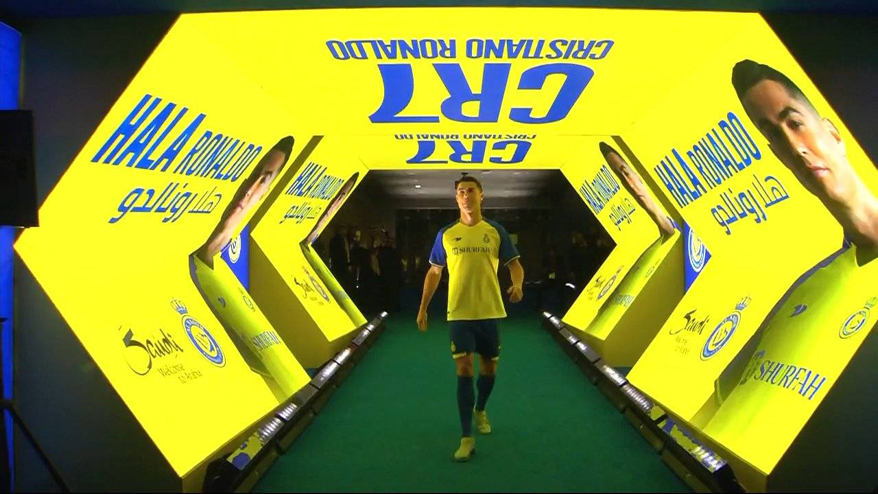 بسبب هذه العقبة.. رونالدو غير مؤهل للعب مع النصر حتى الآن