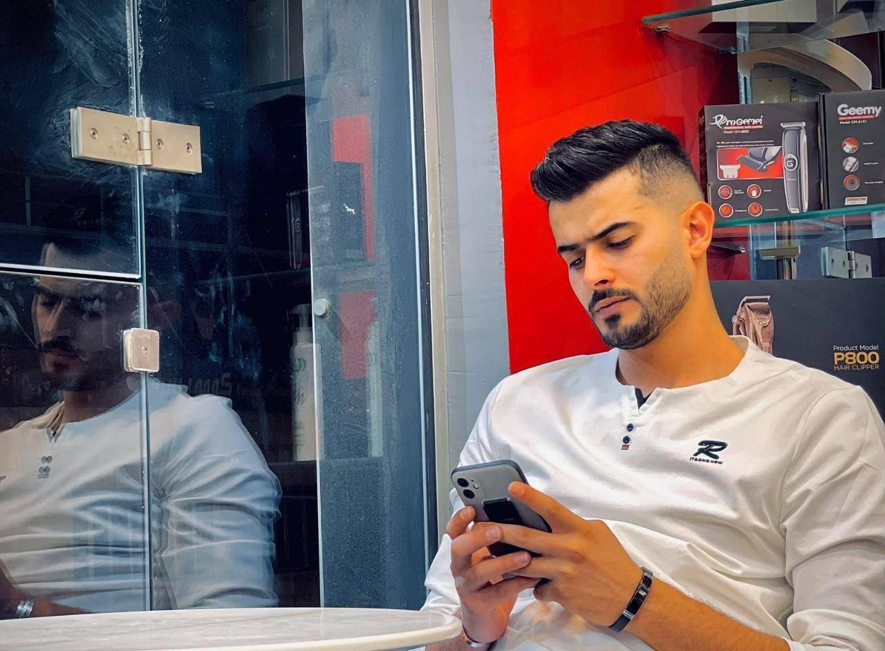 رامز الزيود يكشف معاناة صراع الأزواج في فيلم "30 دقيقة"