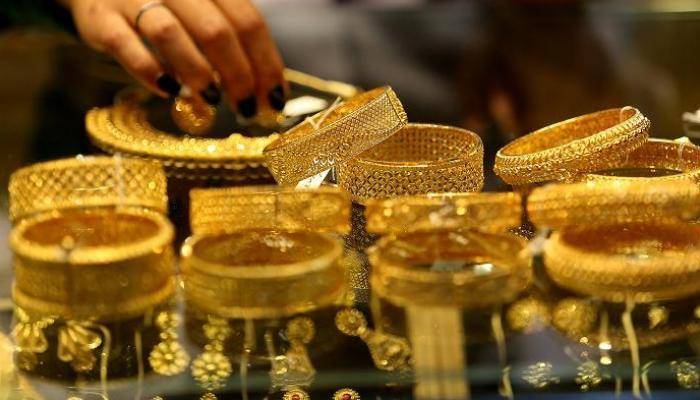 الذهب يرتفع بدعم من تراجع الدولار