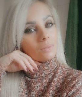 ‏ سينتيا سماحة.."أرقى أنواع عزة النفس"