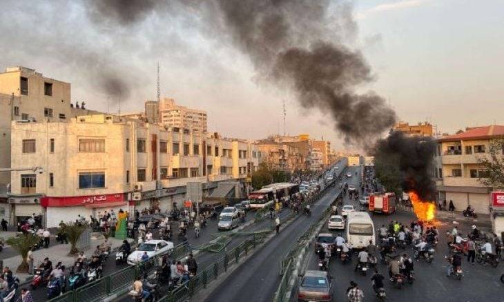 قائد الحرس الثوري وصف الأحداث
الأخيرة في إيران بـ «الحرب العالميّة»