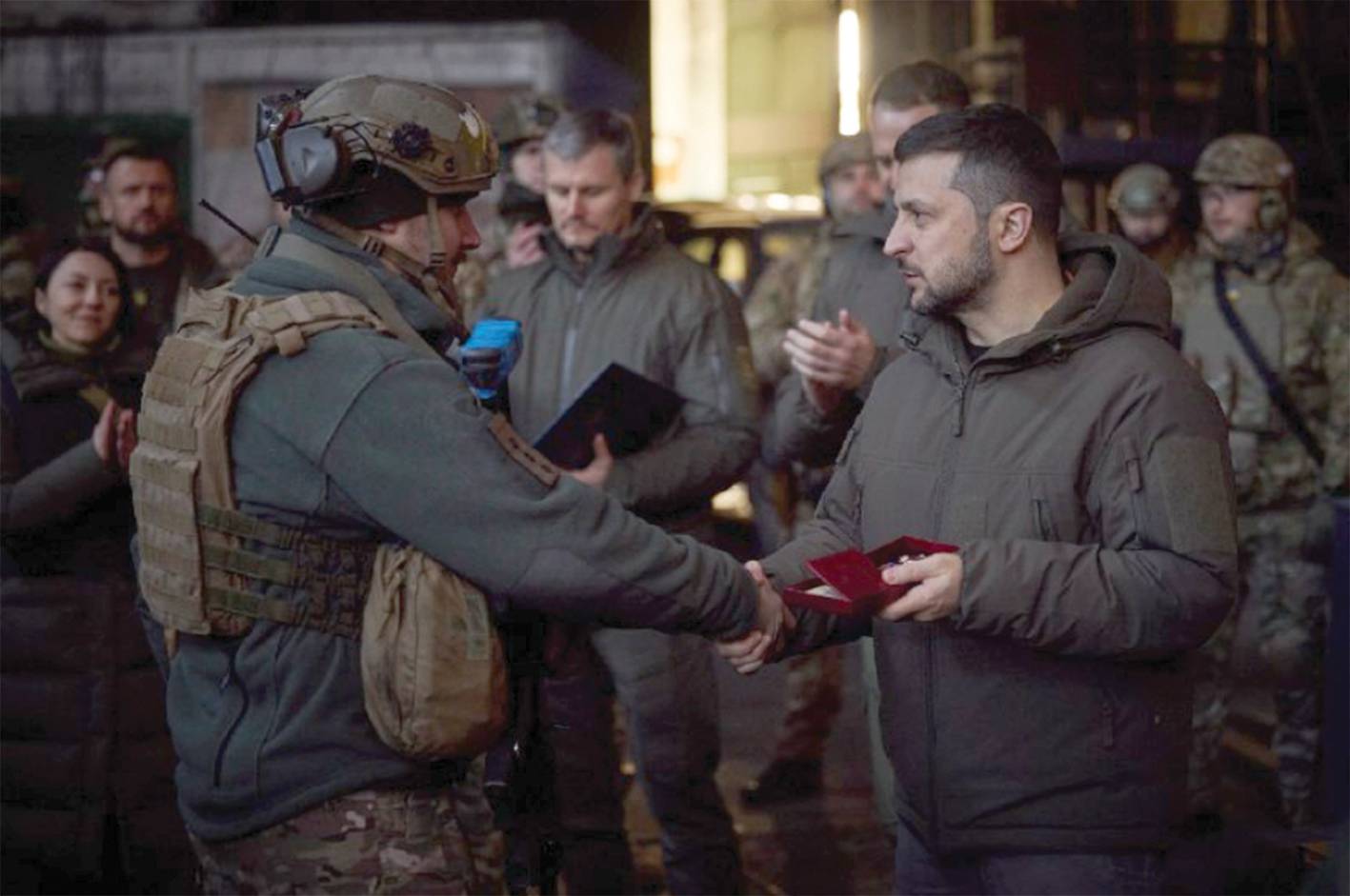 زيلينسكي يتحدث عن صعوبة الوضع في جبهة دونيتسك
«فاغنر» تعلن سقوط «سوليدار».... وموسكو : لا تتسرعوا