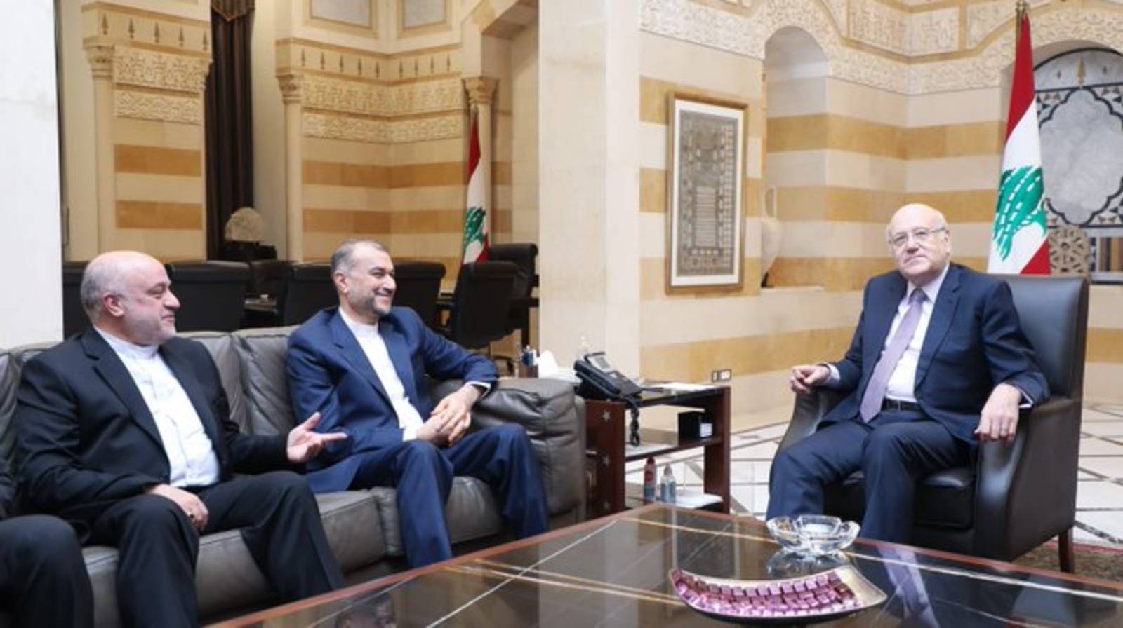 عبد اللهيان من السراي الحكومي: ايران ستقف الى جانب لبنان وستدعمه في كل الظروف
