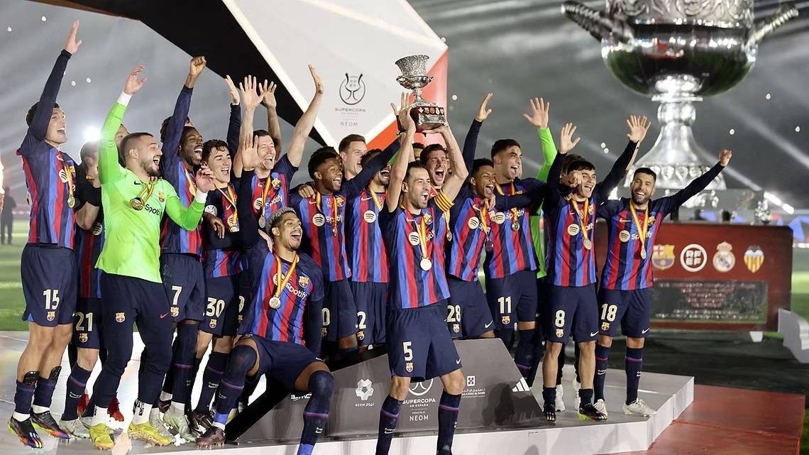 برشلونة بطلاً لكأس السوبر الاسبانية على حساب غريمه ريال مدريد