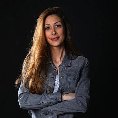 النائبة سينتيا زرازير تعلن عن تضامنها مع اهالي ضحايا 4 آب