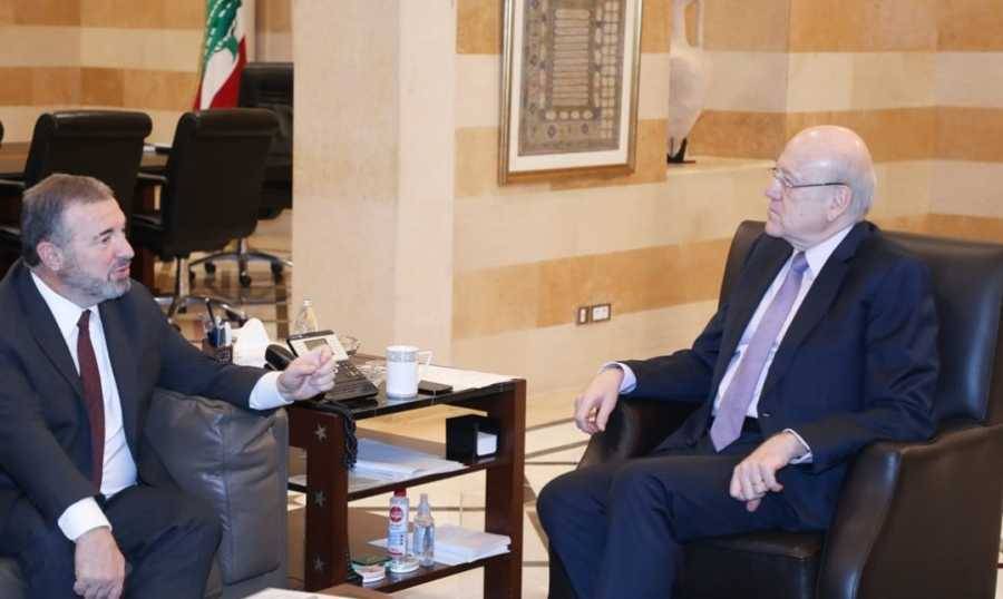 ميقاتي بحث وكاريه في مشاريع البنك الدولي في لبنان...
وعرض لواقع سوق المحروقات والألبسة المستوردة